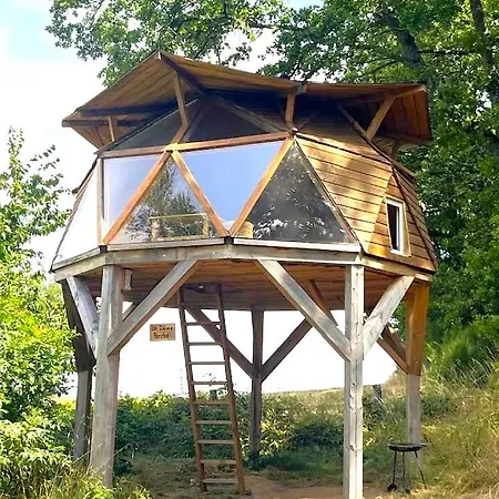 Domaine Du Balbuzard Camping *