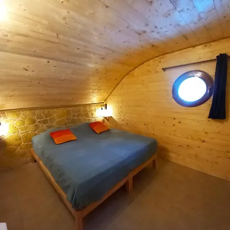 Domaine Du Balbuzard Camping