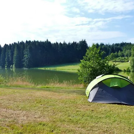 Domaine Du Balbuzard Camping